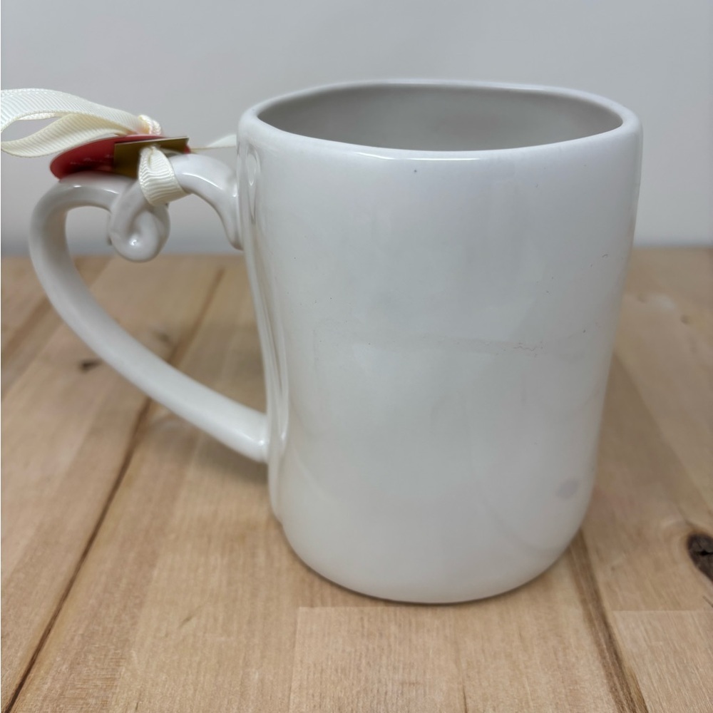 Rae Dunn XOXO Hugs Kisses Mug White Ceramic with Heart Shaped Handle New - Picture 2 of 4